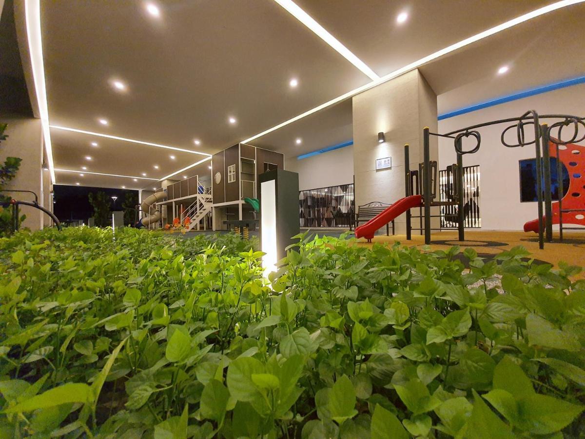 Beautiful Relaxing Home In Skyarena Ascenda Kuala Lumpur Exterior photo
